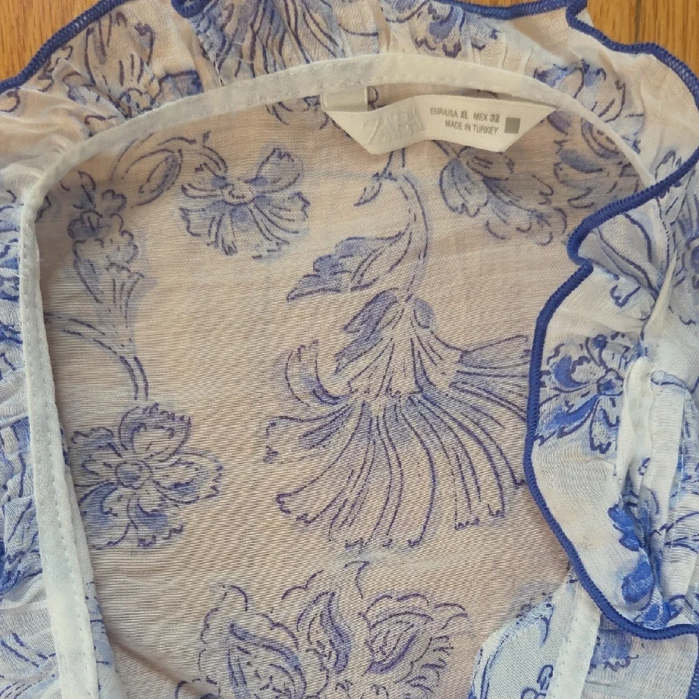 Zara Blue and White Floral Blouse - Picture 4 of 12